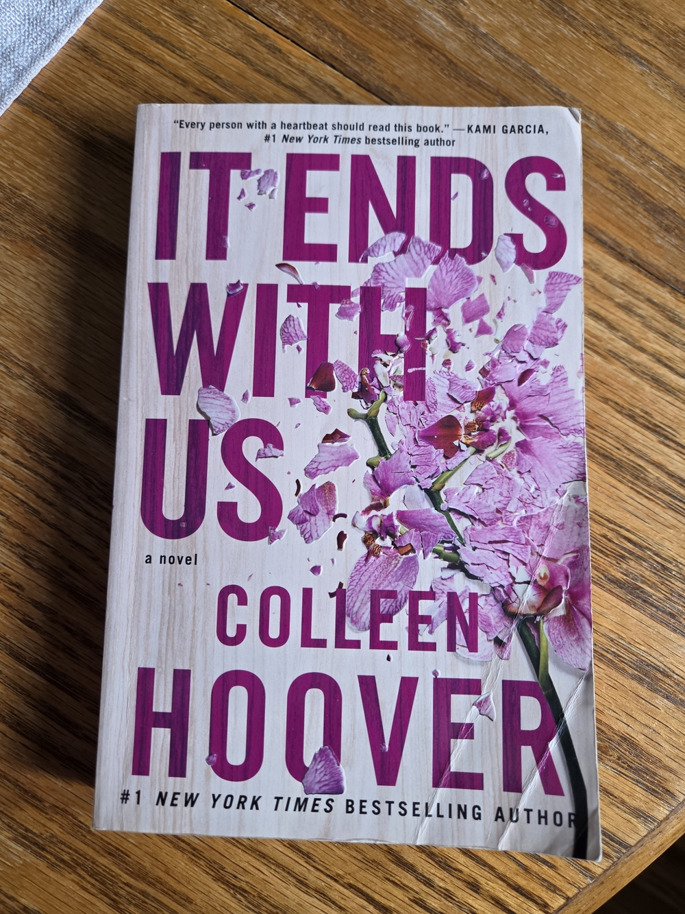 It Ends With Us by Colleen Hoover